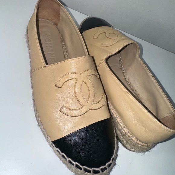 Chanel Leather Espadrilles Flat - Picture 4 of 5